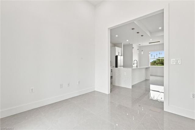 1120 32nd LN, Cape Coral, FL 33909