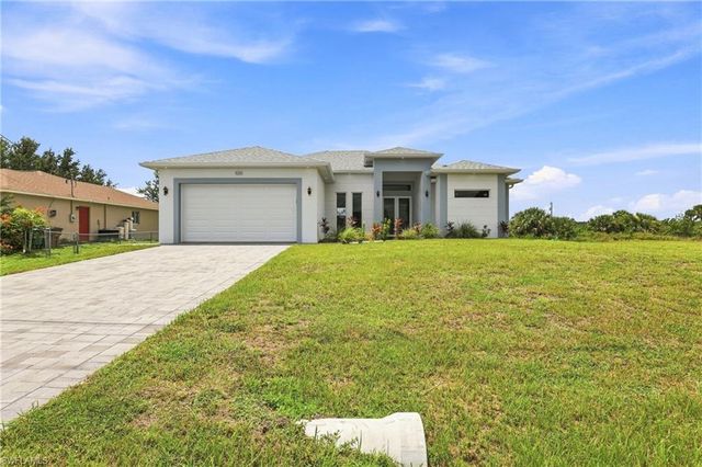1120 32nd LN, Cape Coral, FL 33909