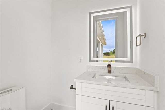 1120 32nd LN, Cape Coral, FL 33909