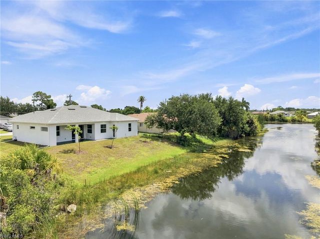 1120 32nd LN, Cape Coral, FL 33909