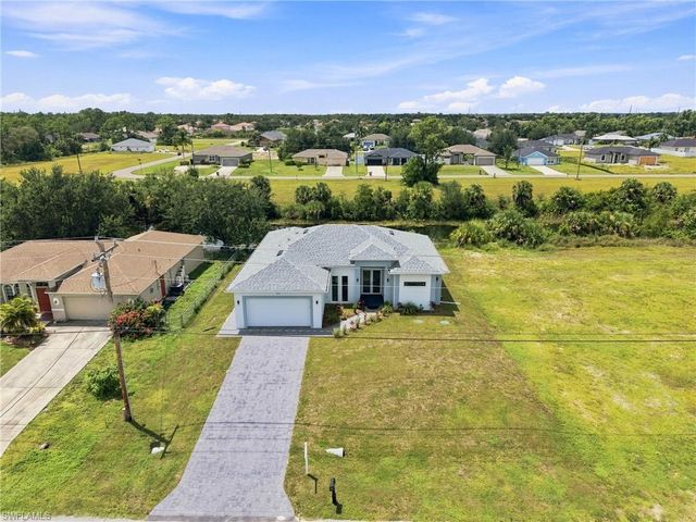 1120 32nd LN, Cape Coral, FL 33909