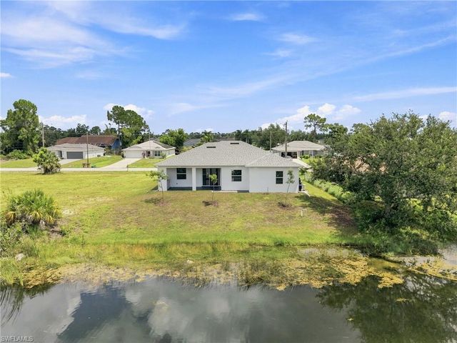 1120 32nd LN, Cape Coral, FL 33909
