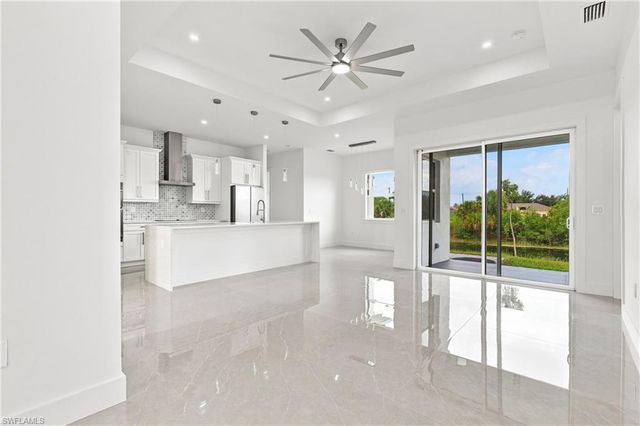 1120 32nd LN, Cape Coral, FL 33909