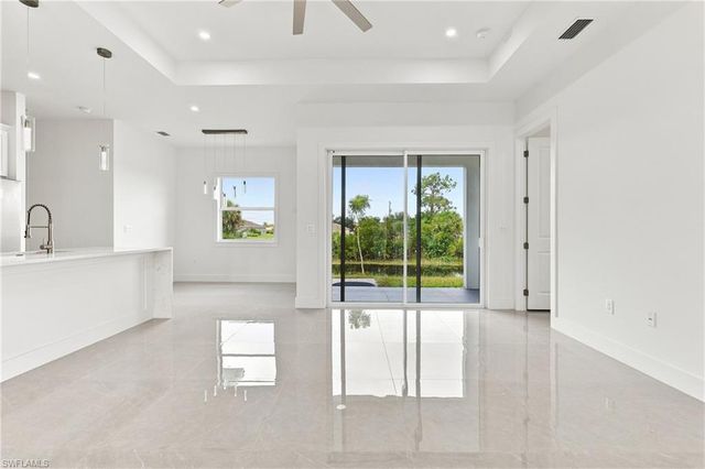 1120 32nd LN, Cape Coral, FL 33909