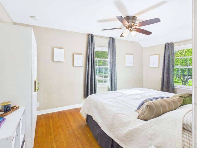 674 Montana Avenue E, Saint Paul, MN 55106