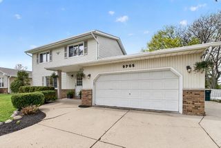 9705 S Veronica DRIVE, Oak Creek, WI 53154