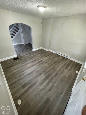 923 N Drexel Avenue, Indianapolis, IN 46201