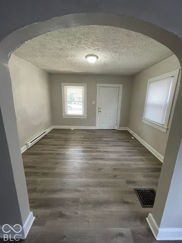 923 N Drexel Avenue, Indianapolis, IN 46201