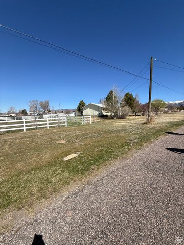 591 E 300 S, Mt Pleasant, UT 84647