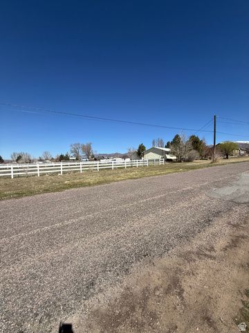 591 E 300 S, Mt Pleasant, UT 84647