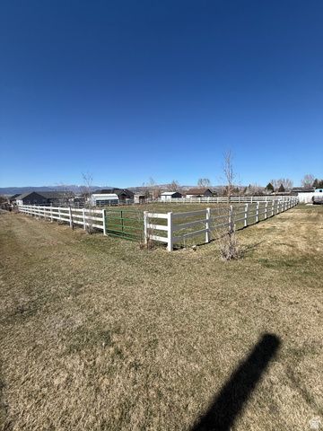 591 E 300 S, Mt Pleasant, UT 84647