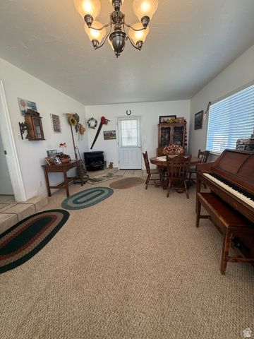 591 E 300 S, Mt Pleasant, UT 84647