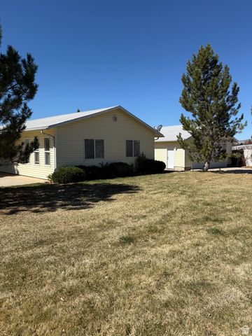 591 E 300 S, Mt Pleasant, UT 84647