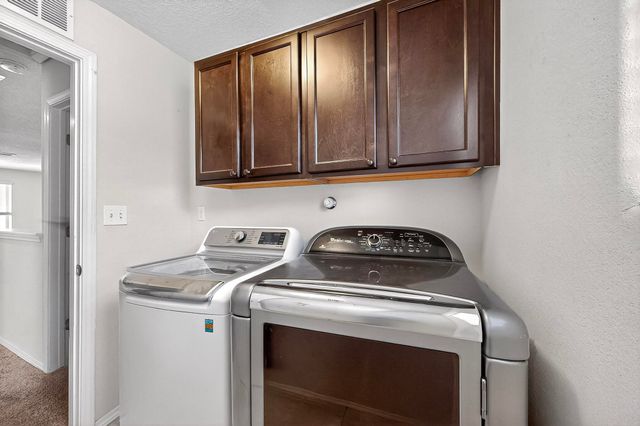 6051 GEODE Road NW, Albuquerque, NM 87114