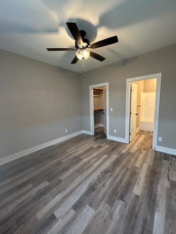 12118-12120 W 33rd St N, Wichita, KS 67205