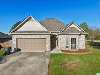 487 WATERFORD DRIVE, Calera, AL 35040
