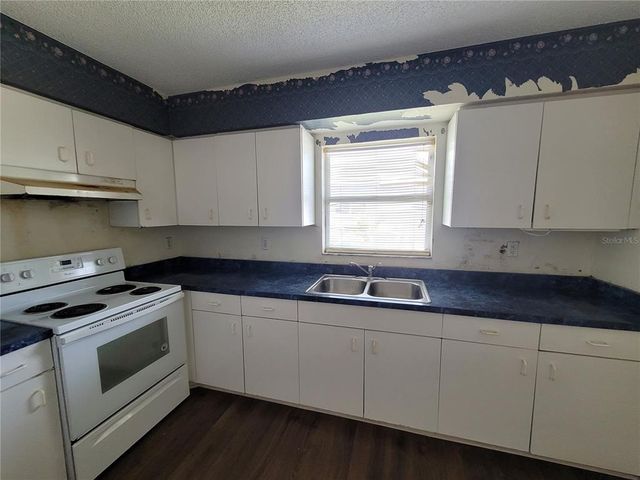 707 13TH STREET W, Palmetto, FL 34221