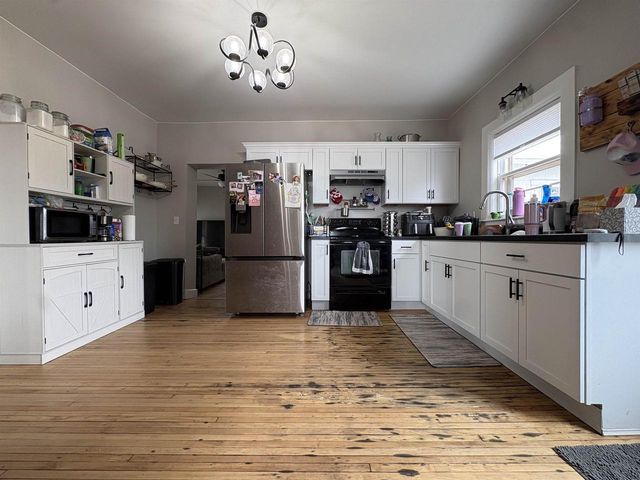 555 PECOR STREET, Oconto, WI 54153