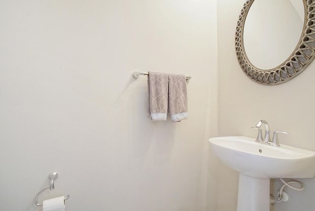 638 SW Glen Crest Way, Stuart, FL 34997