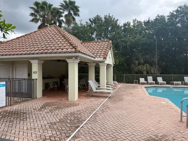 638 SW Glen Crest Way, Stuart, FL 34997