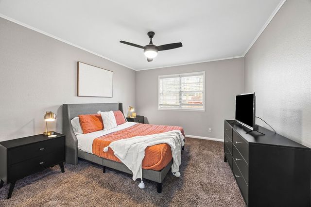 401 W Mulberry Street, Rogers, AR 72756