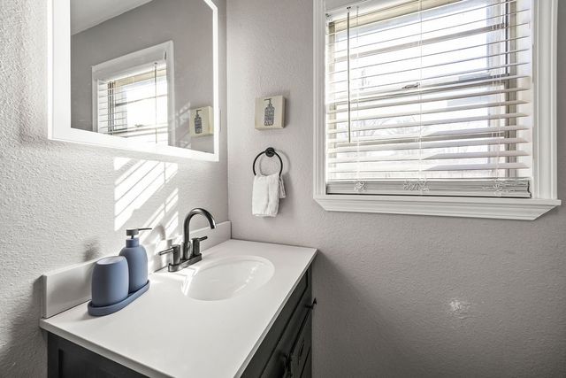 401 W Mulberry Street, Rogers, AR 72756