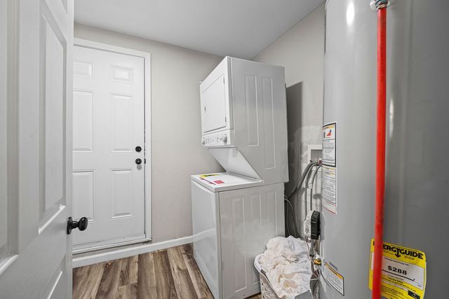 401 W Mulberry Street, Rogers, AR 72756