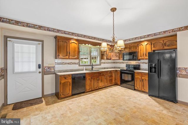 804 ST FRANCES AVE, Mineral, VA 23117