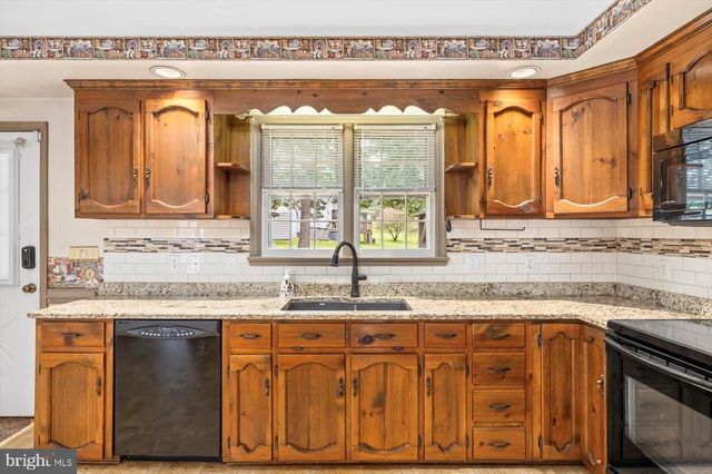 804 ST FRANCES AVE, Mineral, VA 23117