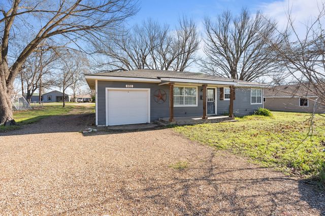 832 N Main Street, Springtown, TX 76082