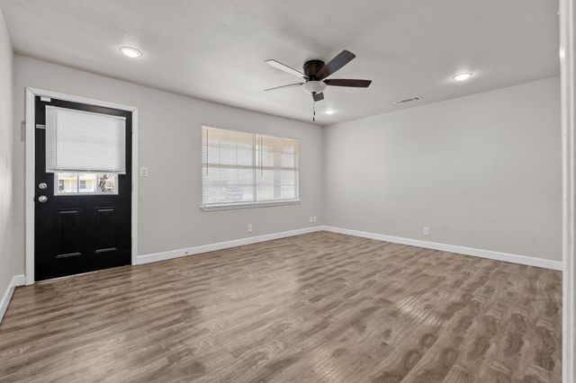 832 N Main Street, Springtown, TX 76082