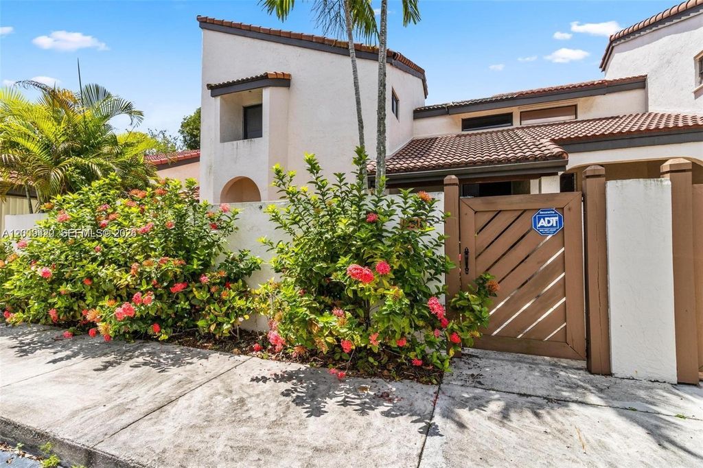 12518 SW 94th Ter 12518, Miami, FL 33186