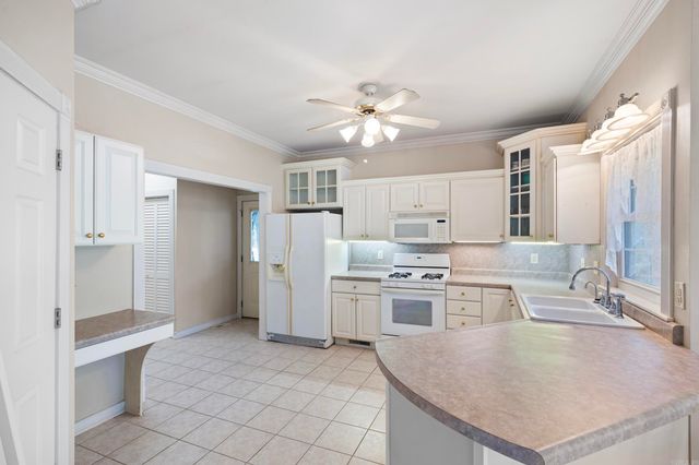 10237 Carter Cove Road, Plainview, AR 72857