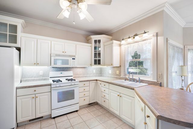 10237 Carter Cove Road, Plainview, AR 72857