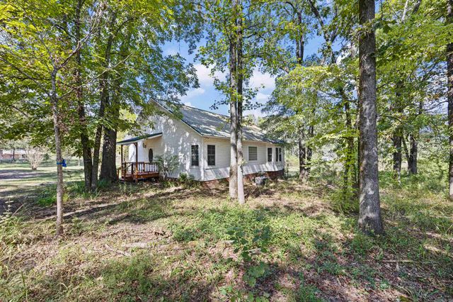 10237 Carter Cove Road, Plainview, AR 72857