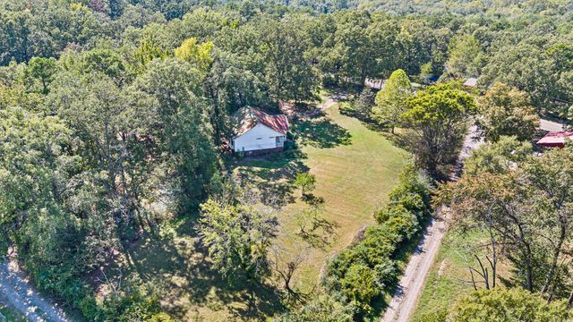 10237 Carter Cove Road, Plainview, AR 72857