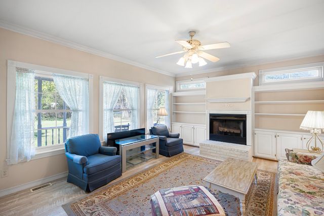 10237 Carter Cove Road, Plainview, AR 72857