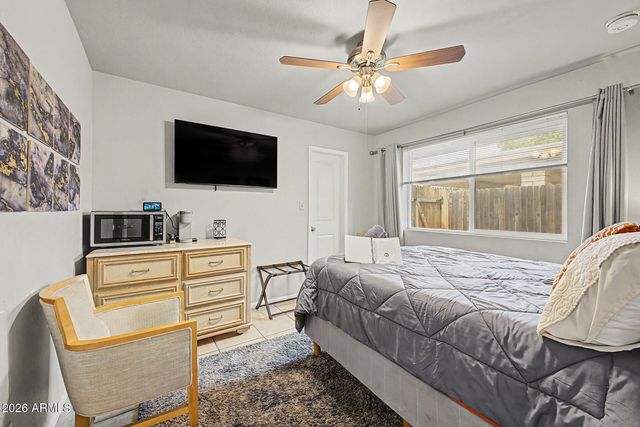 4201 E ALMERIA Road 1, Phoenix, AZ 85008