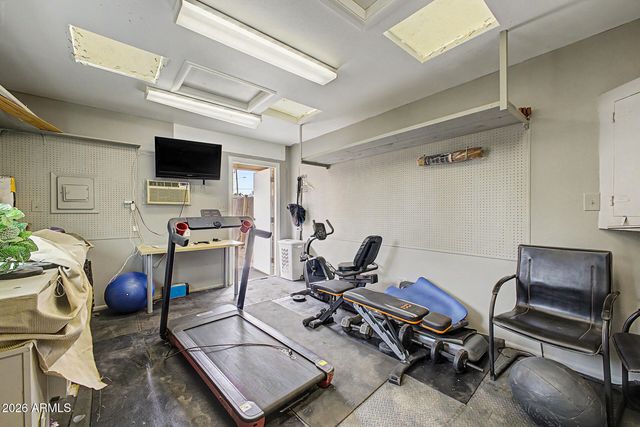 4201 E ALMERIA Road 1, Phoenix, AZ 85008