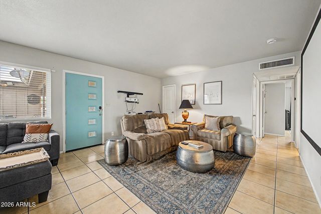 4201 E ALMERIA Road 1, Phoenix, AZ 85008