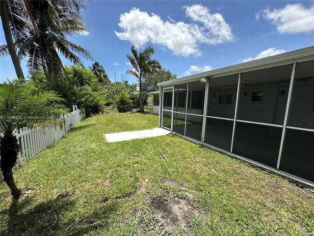 4830 SW 41st Ave, Dania Beach, FL 33314