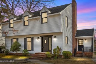 107 Woodhaven Road, Greenville, NC 27834