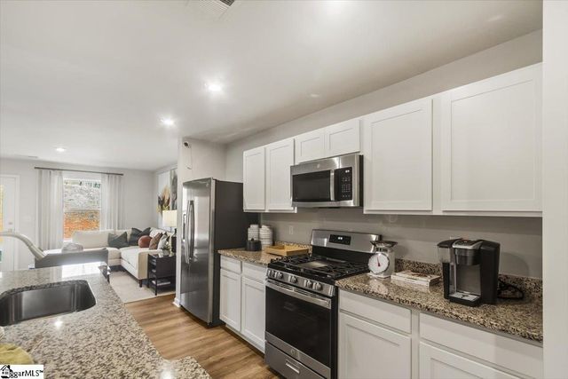 1288 Forestbrook Lane, Spartanburg, SC 29303