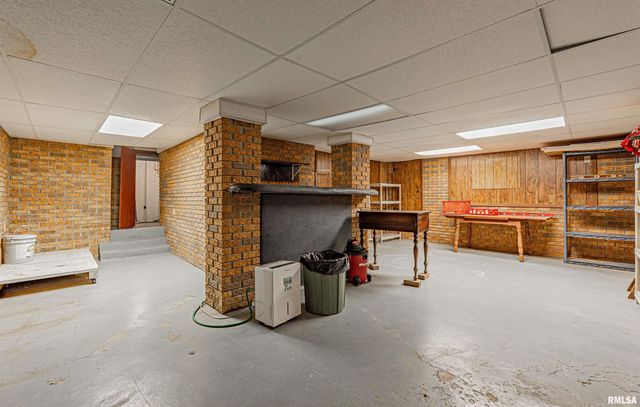 313 S WARREN Street, Tremont, IL 61568
