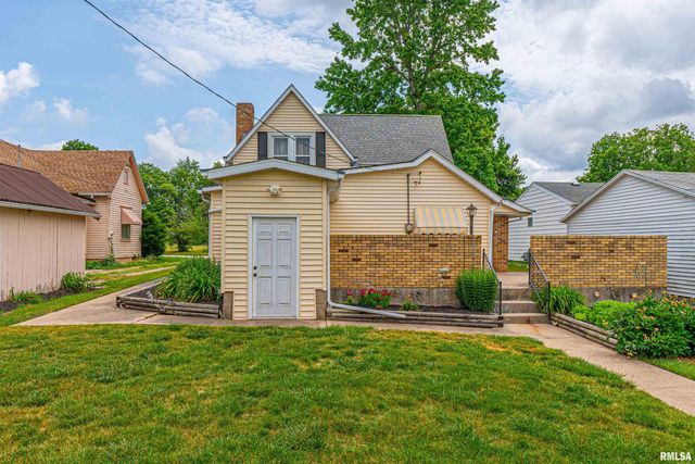 313 S WARREN Street, Tremont, IL 61568