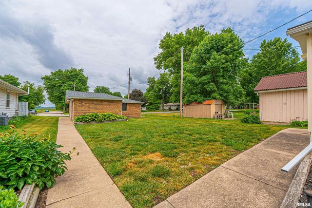 313 S WARREN Street, Tremont, IL 61568