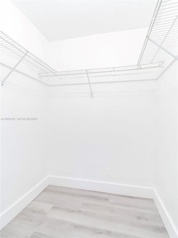 2020 Miami Rd B, Fort Lauderdale, FL 33316