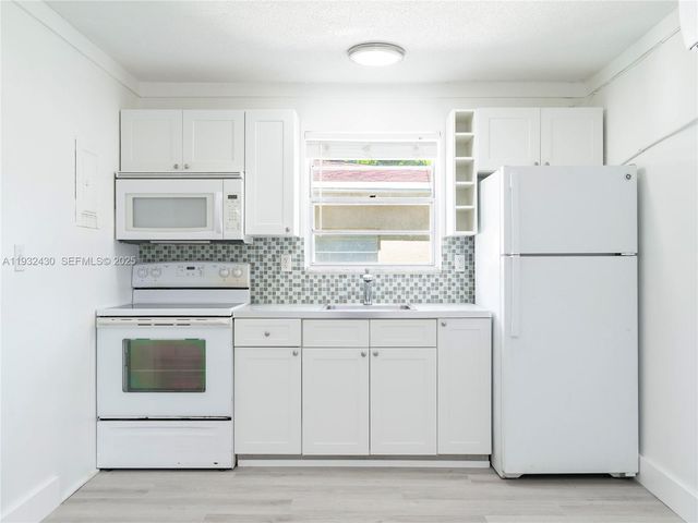 2020 Miami Rd B, Fort Lauderdale, FL 33316