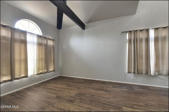 1909 POLLY HARRIS Drive, El Paso, TX 79936