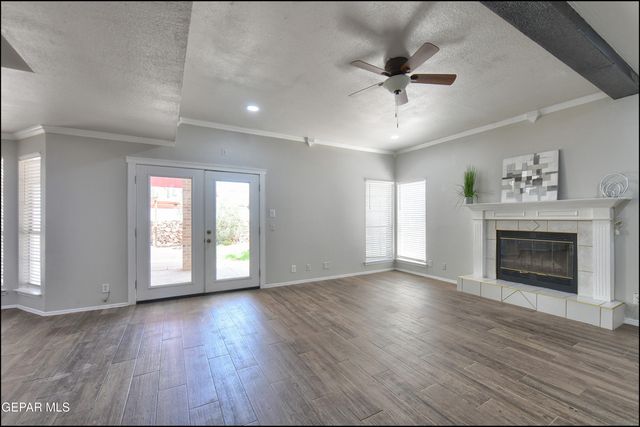 1909 POLLY HARRIS Drive, El Paso, TX 79936
